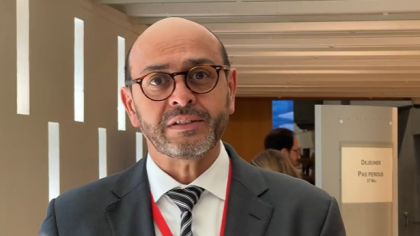 Președintele tratatului ONU privind plasticul demisionează în contextul unui proces tumultuos