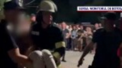Ce pedeapsă a primit tânăra care și-a aruncat copiii de 2 și 3 ani de la etaj, ca să se răzbune pe soț. Mezinul a murit
