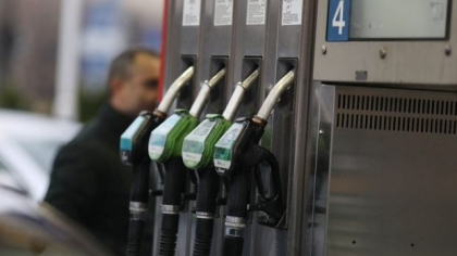 Prețul benzinei crește din nou și a trecut de pragul de 7 lei pe litru la pompă. Nici motorina nu stă mai bine
