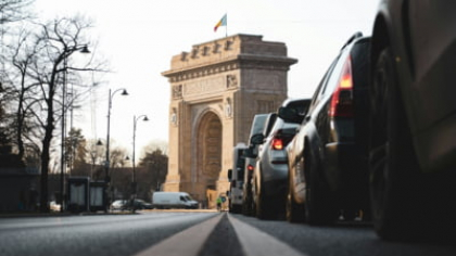 Explozia tarifelor la polițele RCA. Cât de mult ar putea crește din iulie și cum au evoluat prețurile în ultimii 5 ani: „Mulți români nu-și vor mai putea permite o mașină”