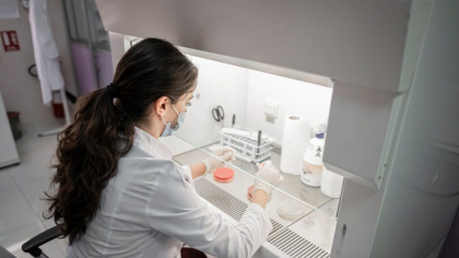 Biotehnologia chineză uimește lumea: medicamente mai rapide, mai ieftine și tot mai inovatoare