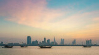 Bahrainul şi-a închis spaţiul aerian. Ce recomandări le-au transmis autoritățile locuitorilor din zonă