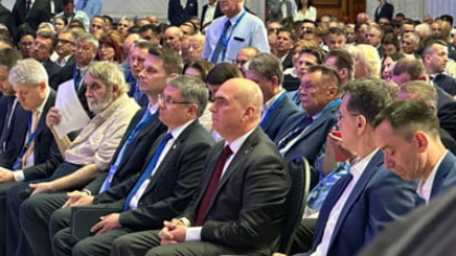 Afaceri de familie pe filiera PNL: trecut în declarația de avere drept angajat în privat, dar în realitate este bugetar, soț al șefei CJ Sibiu