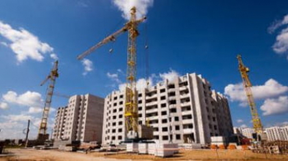 Construcția de clădiri rezidențiale a crescut cu 30% în aprilie față de luna anterioară