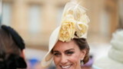 Prințesa Kate, apariție plină de eleganță la petrecerea din grădina Palatului Buckingham după 2 ani de absență. GALERIE FOTO