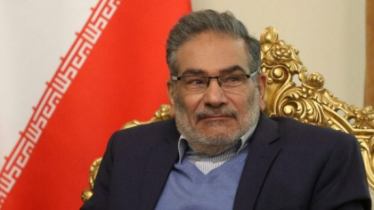 Consilierul lui Ali Khamenei, care a scăpat miraculos după ce israelienii i-au bombardat casa: „Am crezut că e cutremur. Am stat 3 ore sub dărâmături”