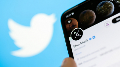 Elon Musk ajunge la un acord cu patru foști directori ai Twitter care cereau 128 milioane de dolari