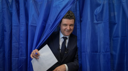 Nicuşor Dan, după ce a ajuns în turul doi: „Este dificil cu candidatul izolaţionist”