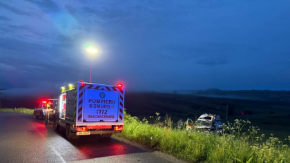 Ambulanță din Cluj, implicată într-un accident rutier: membrii echipajului și o pacientă, răniți