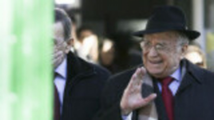 Spitalul SRI, despre starea de sănătate a lui Ion Iliescu. Fostul președinte rămâne internat la ATI
