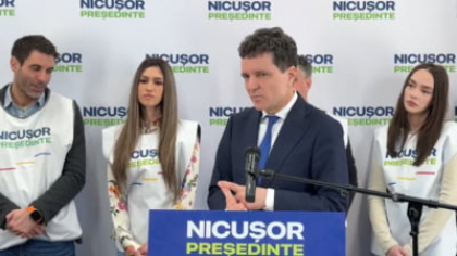 Nicușor Dan, explicații despre fotografiile publicate de Elena Lasconi: „Nu m-am întâlnit niciodată cu Florian Coldea. Este disperare în sistem”