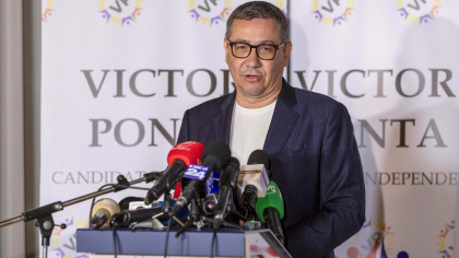 Probleme cu noua carte de identitate electronică. Victor Ponta: Trebuie să ai o hârtie pe care scrie domiciliul