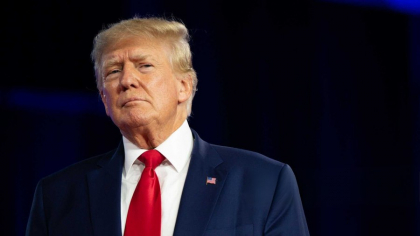 Cât costă o cină exclusivistă cu Donald Trump. Fanii cripto scot milioane din buzunar