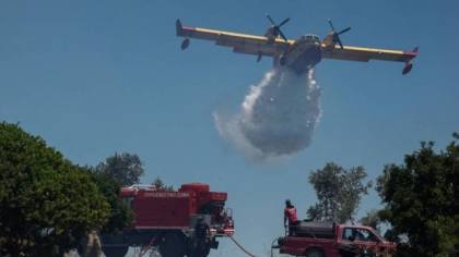 Incendiile de vegetație devastează Grecia, iar Franța, Spania și Italia se pregătesc de temperaturi record
