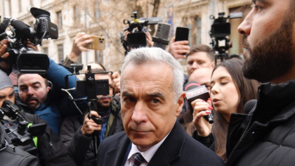 „Elanul tinereții” și concedierile în masă. Ce spune Georgescu despre planul lui Simion de a da afară 500.000 de bugetari