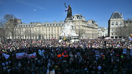 Protest la Paris față de pericolele legii privind moartea asistată