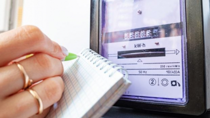 Tarife dinamice la curent. Orele în care energia electrică va costa de trei ori mai puțin
