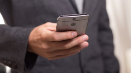 Un bărbat din Botoșani a rămas fără un milion de lei, după ce a fost înșelat la telefon. Infractorii s-au dat reprezentanți ai băncii