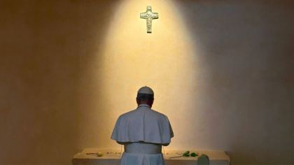 O dispută veche revine în Biserica Catolică după scurgerea unor documente. Papa Leon, presat să găsească o soluție