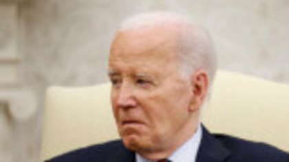Echipa lui Biden, acuzată că a ascuns „deteriorarea fizică” a fostului președinte. Ar fi avut nevoie de scaun cu rotile
