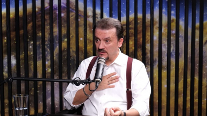 Cum poat fi protejați tinerii de manipularea online. Explicațiile lui Valentin Jucan, vicepreședintele CNA, despre educația media