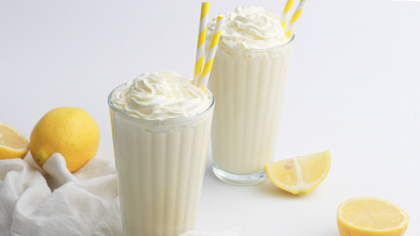 Cum să faci băutura verii cu doar 3 ingrediente. Limonadă bătută, delicatesa care a cucerit internetul