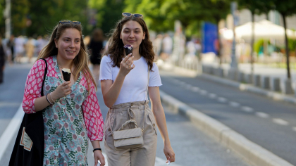 Câtă înghețată consumă românii vara. Betty Ice crește producția la fabrica din Suceava