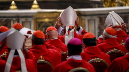 Cardinalii participă la ultimile reuniuni înainte de Conclav. La ce concluzii au ajuns până acum: „Nu e nicio grabă după fumul alb”
