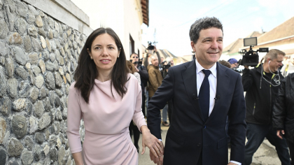 Ce a spus Iulia Albu despre ținuta purtată în ziua votului de Mirabela Grădinaru, partenera lui Nicușor Dan