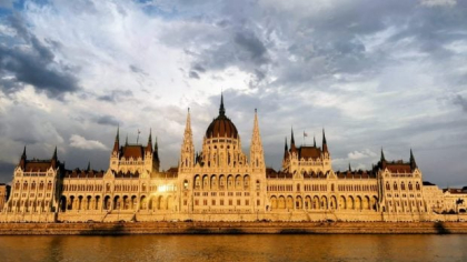 Copiii unor români care trăiesc în Budapesta învață la școală despre „Transilvania, pământ unguresc”