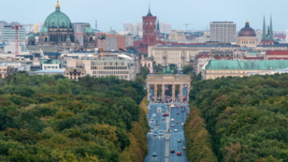 Profesor de economie, despre cât de necesară este reforma administrativă: Primăria Berlin are 300 de angajați, cea din Alba Iulia peste 1.100