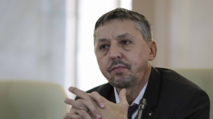 Ministrul Educaţiei, Daniel David, impune condiții profesorilor care vor să dea meditații. Ce reguli trebuie respectate