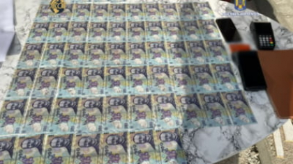 Rețea de fraudă folosind carduri bancare, destructurată de polițiști. Zeci de percheziții efectuate în Satu Mare, Sibiu, Cluj, Hunedoara, Maramureș și Brăila FOTO