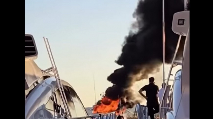 Un superiaht de lux a luat foc în portul Saint-Tropez, pe Coasta de Azur