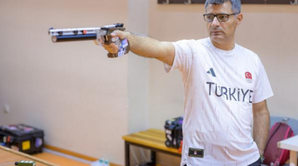 INTERVIU. Yusuf Dikeç, turcul viral care a cucerit planeta cu mâna în buzunar: „De România mă leagă un moment de cotitură în viața mea”