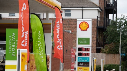 Cea mai mare tranzacție petrolieră din ultimul sfert de secol: Shell vrea să cumpere rivalul BP cu 80 de miliarde de dolari
