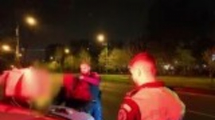 Un livrator etiopian din București a încercat să racoleze o fată de 15 ani în scopuri sexuale. Cum a fost prins