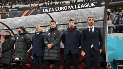 Nu e loc pentru Luțu pe banca FCSB-ului. Antrenorii care au adus titlul n-au de gând să plece