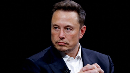 Revoluţie pe patru roţi: Elon Musk promite sfârşitul şofatului aşa cum îl ştim - Tesla lansează primele taxiuri autonome cu pasageri plătitori în Austin