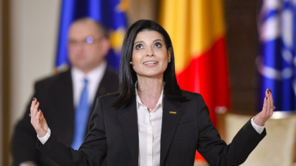 Lavinia Şandru a votat imediat după deschiderea urnelor „pentru România reală”