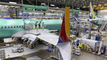 Uniunea Europeană amenință că va suprataxa automobilele și avioanele americane