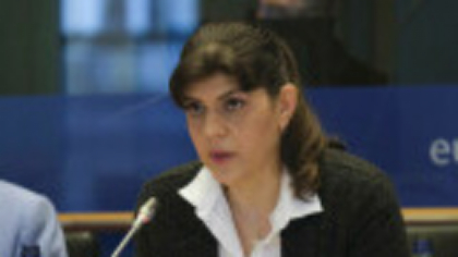 Investigație uriașă în România a Parchetului European condus de Laura Codruța Kovesi. Sunt sute de percheziții