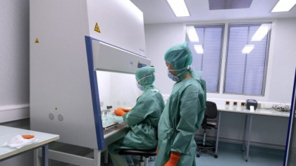 Ne descălțăm sau nu la intrare? 96% dintre pantofi poartă bacterii întâlnite frecvent în materiile fecale