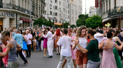 Weekend fără mașini pe Calea Victoriei - spectacole și concerte în stradă