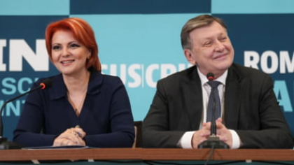Lia Olguța Vasilescu, blocată din drumul către Palatul Victoria chiar de soțul europarlamentar. Claudiu Manda ar vrea să o știe la Craiova, nu în București "ca în era Dragnea" SURSE