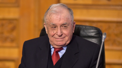 Ion Iliescu, internat la Terapie Intensivă: Starea este stabilă, dar necesită oxigen și suport respirator