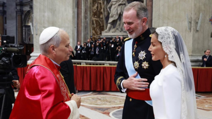 „Privilège du blanc”: Cine a avut voie să poarte haine albe la pontificatul Papei Leon