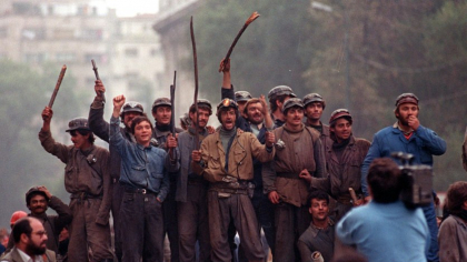 Filmul Mineriadei din 13-15 iunie 1990. Trei zile în care Capitala a fost scena tuturor ororilor din secolul XX: crime, violențe, arestări abuzive, torturi și umilințe