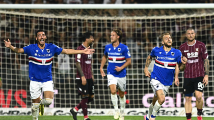 Sampdoria rămâne în Serie B, după un meci abandonat! Fanii au oprit barajul cu incidente violente
