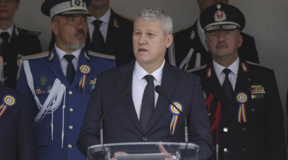 Cătălin Predoiu, la depunerea jurământului Academiei de Poliţie: "Până când veţi absolvi, structurile MAI se vor schimba"